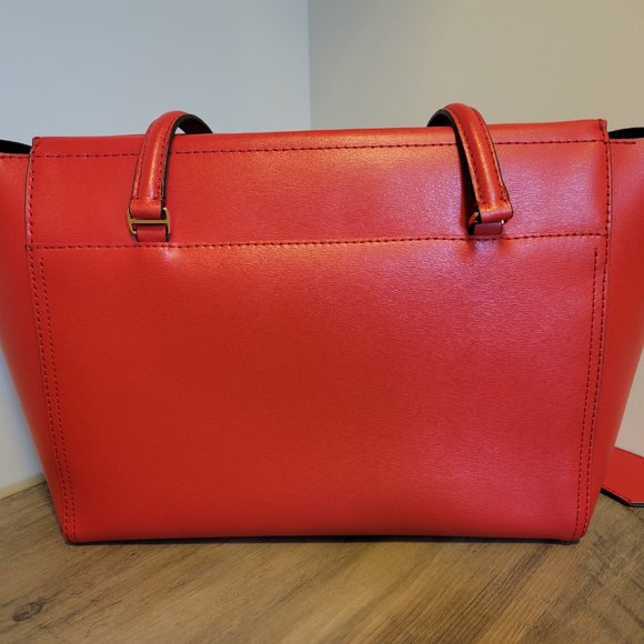 NWOT $448 Tory Burch Red Robinson Tote - Picture 6 of 9